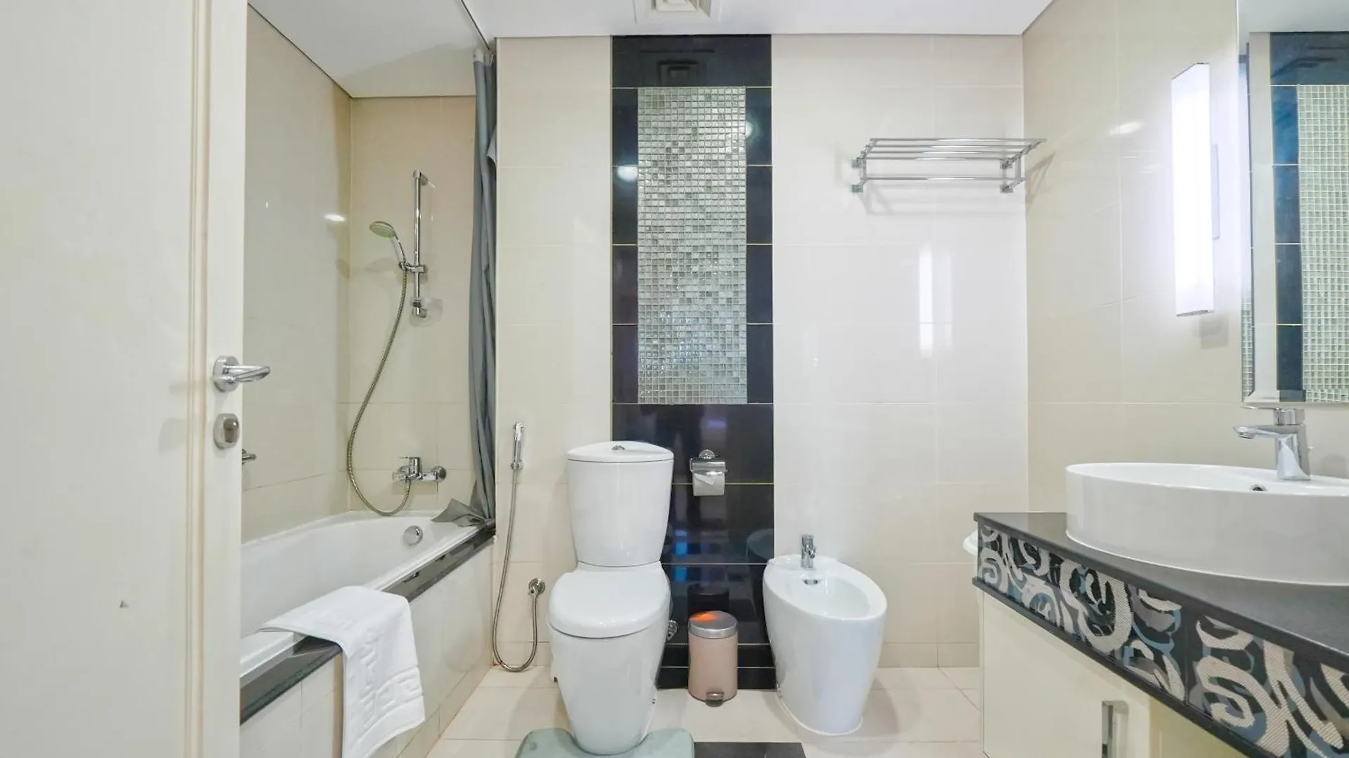 Luxurious 1Br Damac Maison Mall Street Very Near Dubai Mall By Anw Apartment