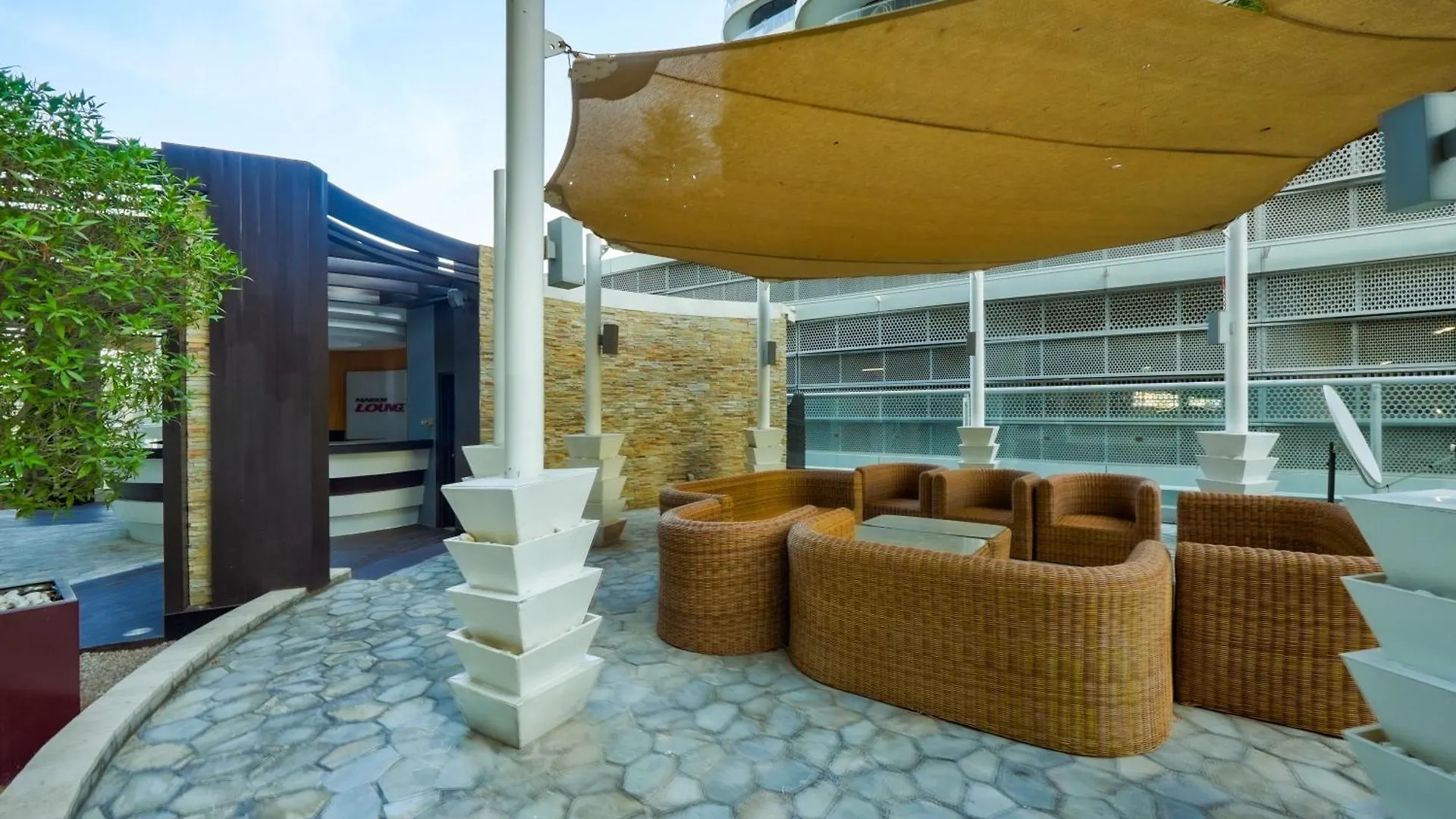 Luxurious 1Br Damac Maison Mall Street Very Near Dubai Mall By Anw United Arab Emirates