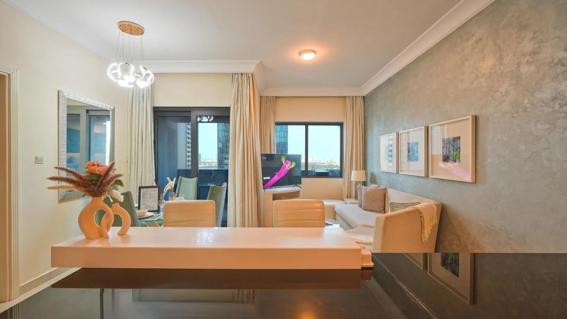 Luxurious 1Br Damac Maison Mall Street Very Near Dubai Mall By Anw 0*,  United Arab Emirates