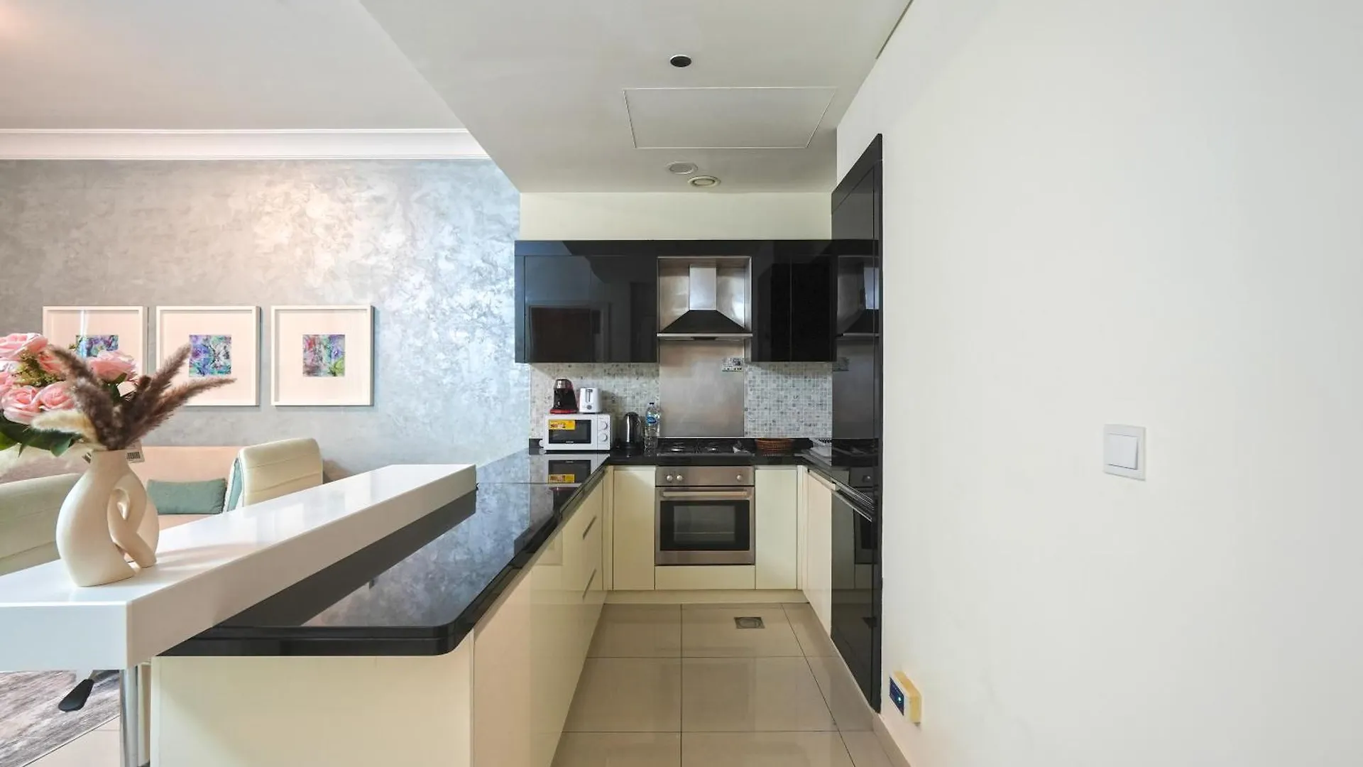 Appartamento Luxurious 1Br Damac Maison Mall Street Very Near Dubai Mall By Anw